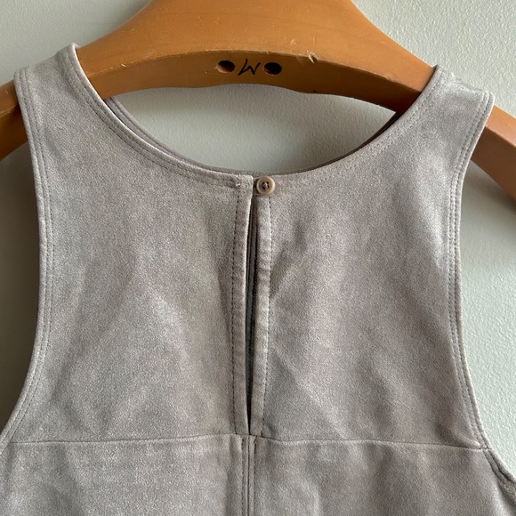 Wilfred Faux Suede Sleeveless Top - Picture 7 of 12